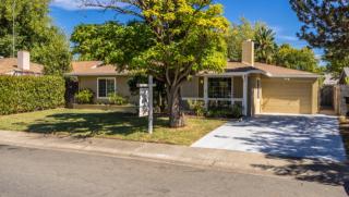 5200 Morena Way, Sacramento, CA 95820-5669