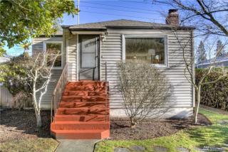 9722 Evanston Ave, Seattle WA  98103-3134 exterior