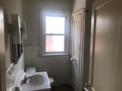 4033 Murray Ave, Pittsburgh PA  15217-2701 exterior