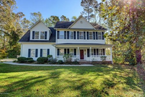 1216 Greenway Ct, Jacksonville, NC 28546-1600