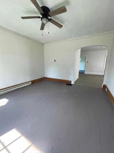 213 Blaine Ave, Marion, OH 43302-3639