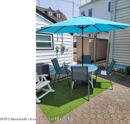 14 Bay Way, Lavallette NJ  08735-1905 exterior