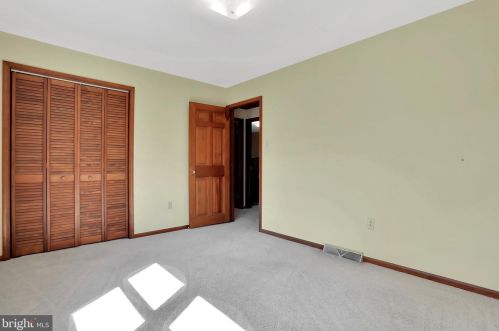 2204 Brook Creek Rd, Toms Brook VA  22660-2544 exterior