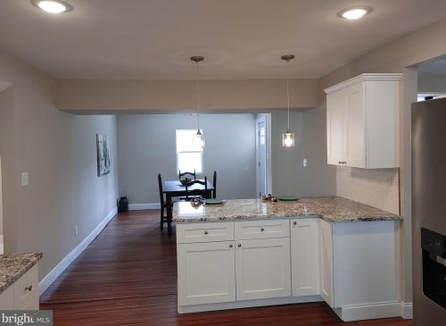 527 Ridge Rd, Southampton NJ  08088-9651 exterior