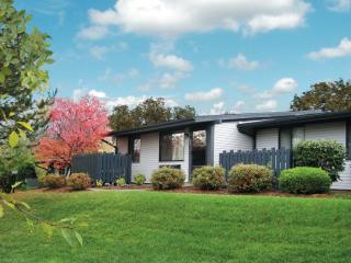 100 Pineridge Dr, Noblestown PA  15071-9356 exterior