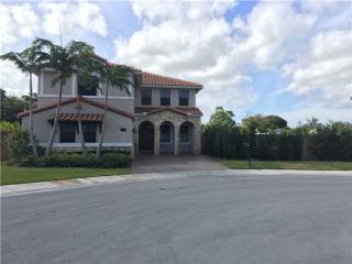 810 104th Ave, Miami FL  33172-2756 exterior