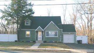 1036 Palisade Ave, Teaneck, NJ 07666-3429