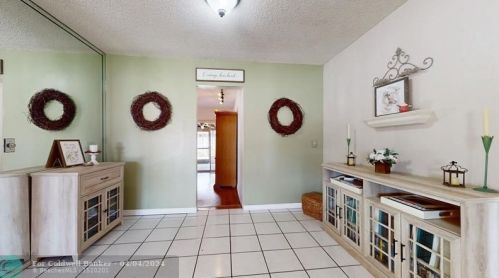 9015 10 St, Hollywood FL 33025-4520 exterior