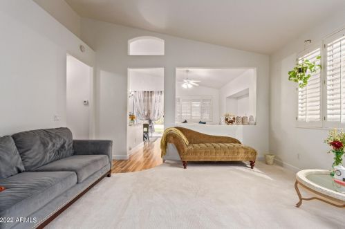 6684 Harrison St, Chandler, AZ 85226-1610