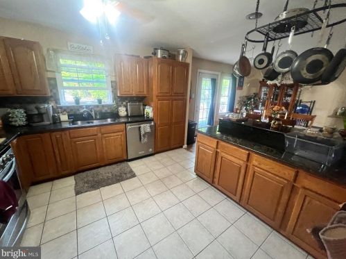 1202 Hunter Blvd, Browns Mills NJ  08015-1211 exterior
