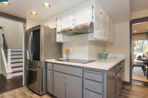 5213 Springdale Ave, Pleasanton CA 94588-3644 exterior