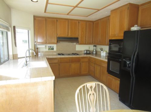 4085 Caminito Terviso, San Diego CA  92122-1991 exterior