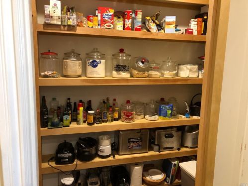 1838 Alan Dr, Penngrove CA  94951-9735 exterior