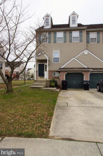 246 Northdown Dr, Dover DE  19904-9757 exterior