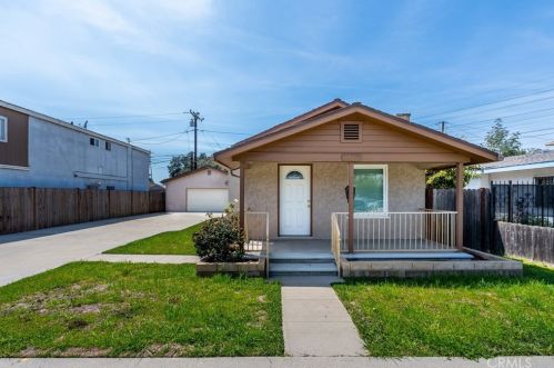 3645 Denver Ave, Long Beach, CA 90810-2206