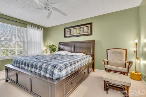 35 Carlisle Ct, Old Bridge NJ  08857-2777 exterior