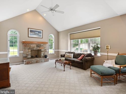 49 Yarmouth Ln, Downingtown PA  19335-1556 exterior