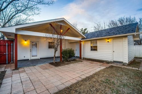 4518 Falls Dr, Dallas TX  75211-6405 exterior