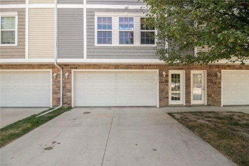 5565 Jordan Ct, Camp Dodge, IA 50131-3093