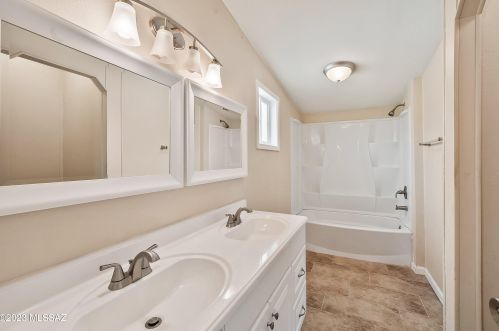 7020 Featherstone Trl, Tucson AZ  85743-8994 exterior