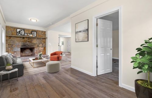 3 Margaret Ave, Raymond NH  03077-2052 exterior