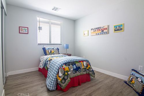 2014 Piru St, Compton CA  90222-3525 exterior