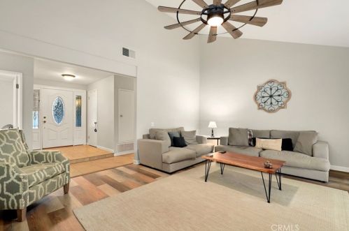 30305 Mira Loma Dr, Temecula CA  92592-2135 exterior