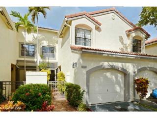 3510 Magellan Cir, Miami, FL 33180-3778