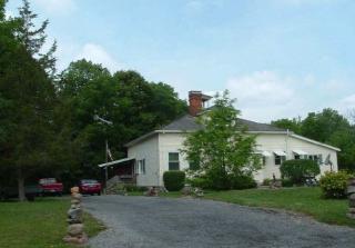 1043 Kendaia Rd, Romulus, NY 14541-9728