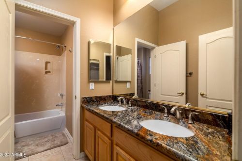 3631 Greythorne Way, Chandler AZ 85248-4158 exterior