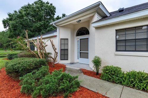 438 Baytree Blvd, Tavares, FL 32778-5600