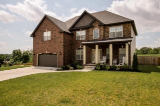 3168 Timberdale Dr, Clarksville, TN 37042-8785