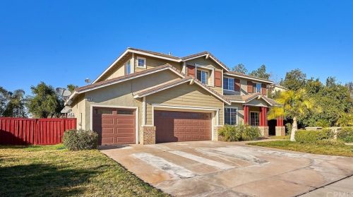 19228 Buckboard Ln, Riverside, CA 92508-7130