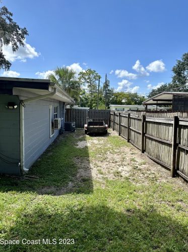 75 Hilltop Dr, Titusville FL  32796-2530 exterior