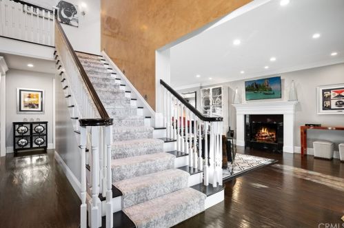 1921 Windward Ln, Newport Beach CA  92660-3816 exterior