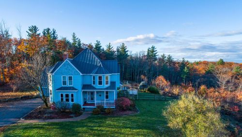935 Borough Rd, Allenstown, NH 03275-3838