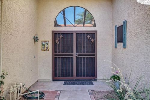 3309 Grove Cir, Mesa, AZ 85204-6416