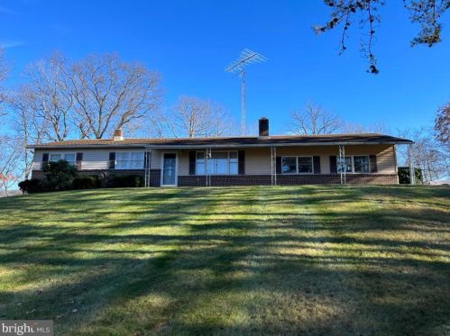 8606 Pleasant Ridge Rd, Mc Connellsburg, PA 17233-8979