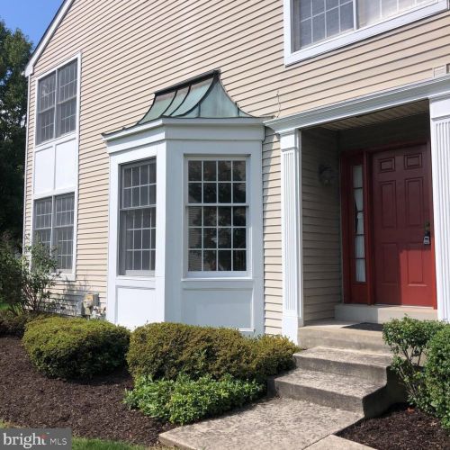 701 Eagle Ln, Gardenville, PA