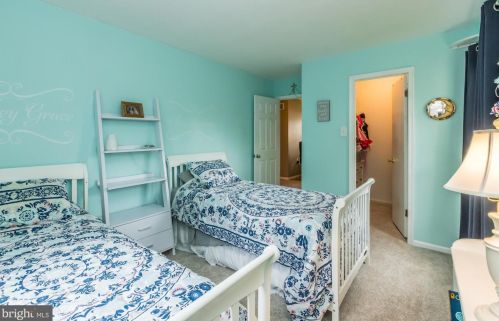 464 Sterling Ct, Southampton PA  18966-2776 exterior