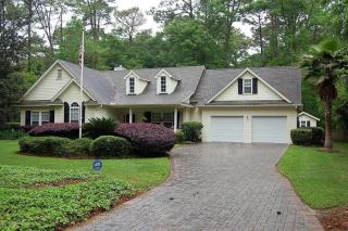 6 Winthrope St, Beaufort, SC 29907-1969