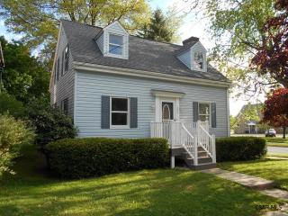 395 Church St, Somerset, PA 15501-1944