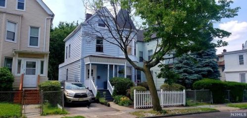 231 Maple Ave, East Orange, NJ 07017-4465