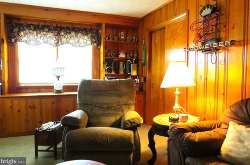 238 Moul Ave, Hanover PA  17331-2035 exterior