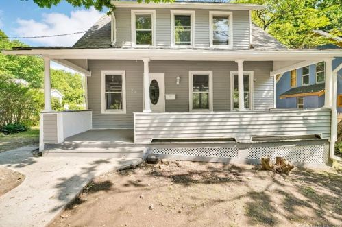 30 Adelaide Ave, Waterbury, CT 06708-2135