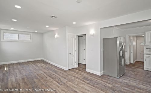 46 Capri Dr, Bricktown NJ  08723-7633 exterior