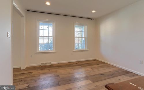 850 Zermatt Dr, Hummelstown PA  17036-9706 exterior