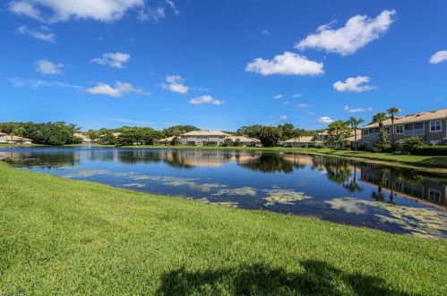 290 Emerald Bay Cir, Naples FL  34110-8689 exterior