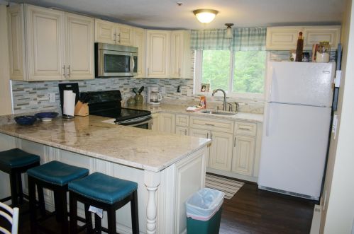 22 Orris Rd, Ellsworth NH  03285-6841 exterior