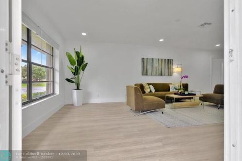 4260 Pear Tree Cir, Boynton Beach, FL 33436-0545